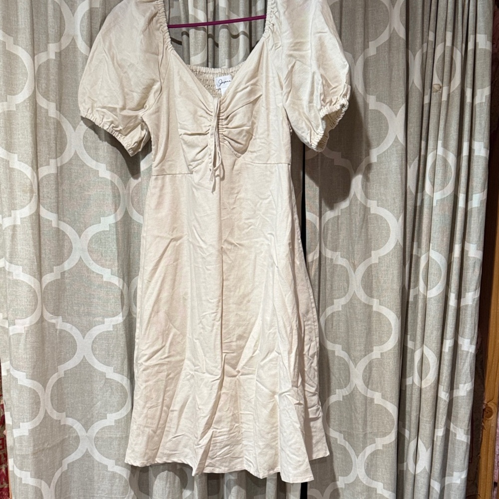 Japna Cream Smocked Blouse
